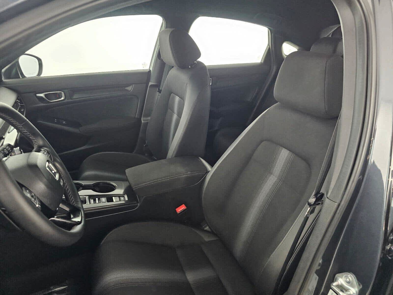 Used 2025 Honda Civic Sport image 21