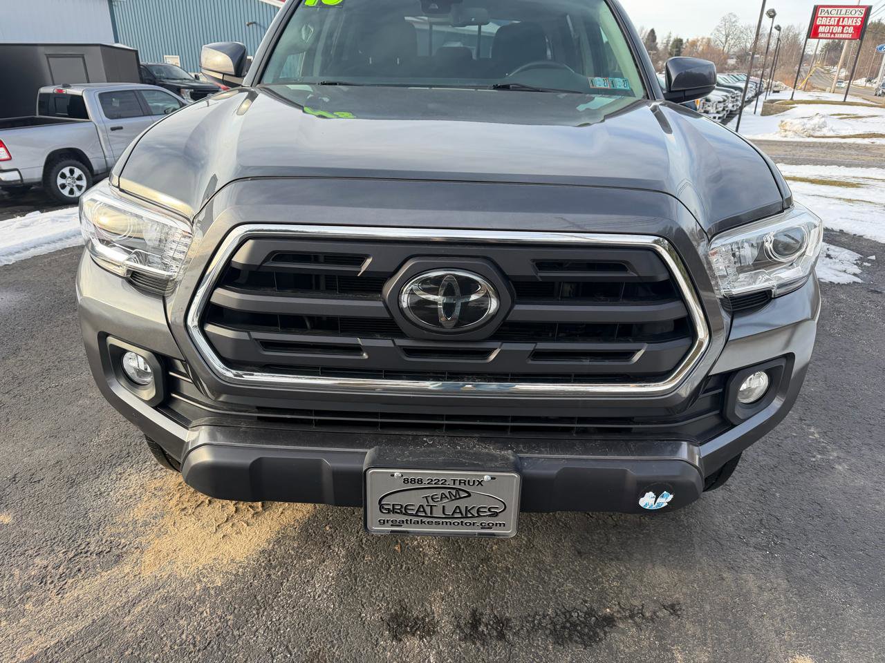 Used 2018 Toyota Tacoma SR5 image 9