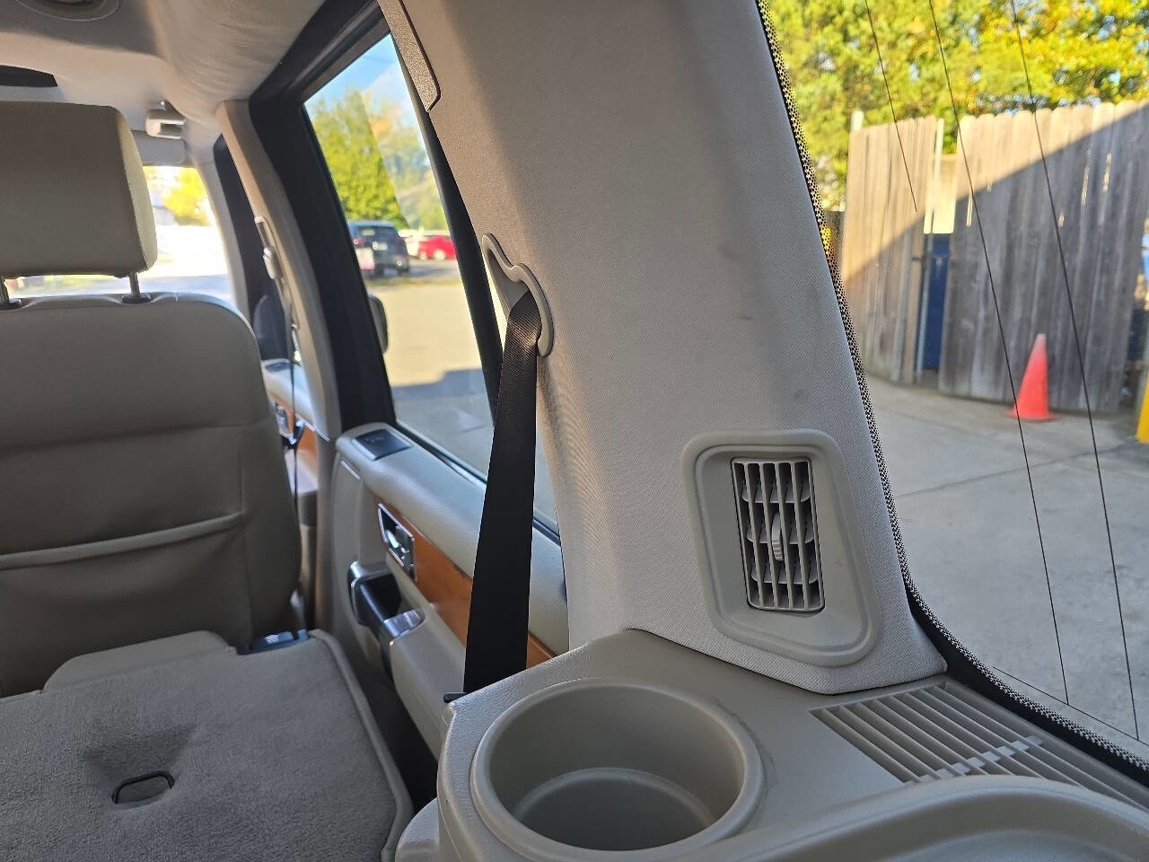 Used 2010 Land Rover LR4 HSE image 56