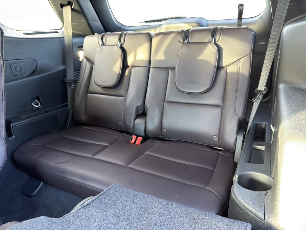 Used 2026 Ford Explorer Platinum w/ LUX Leather Package AWD/4WD image 13