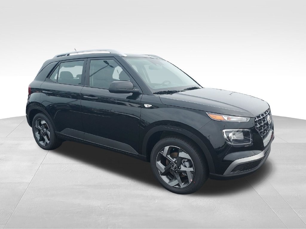 New 2026 Hyundai Venue SEL FWD image 7