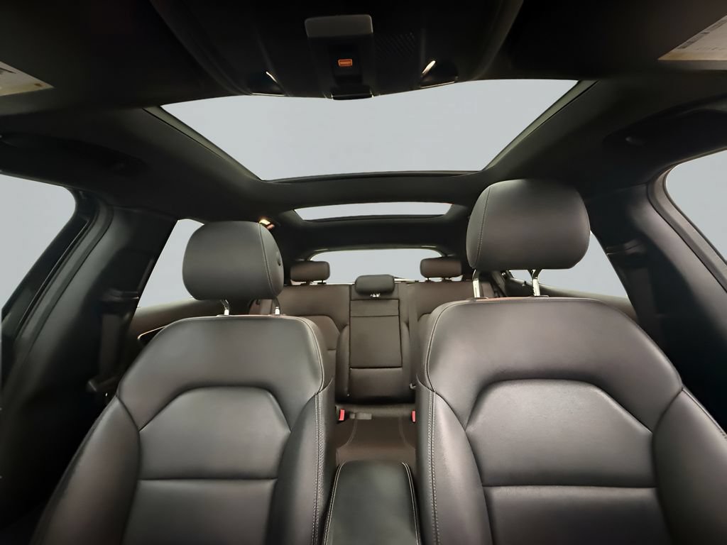 Used 2018 Mercedes-Benz GLA 250 4MATIC image 15