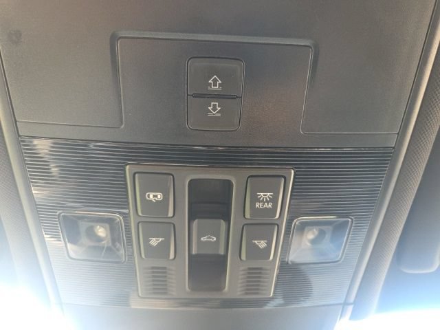 Used 2022 Volkswagen Tiguan SE AWD/4WD image 28