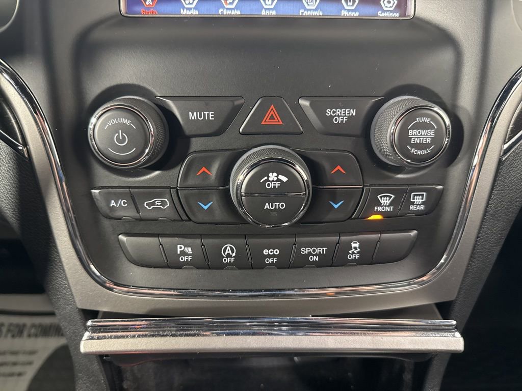 Used 2018 Jeep Grand Cherokee Limited AWD/4WD image 27