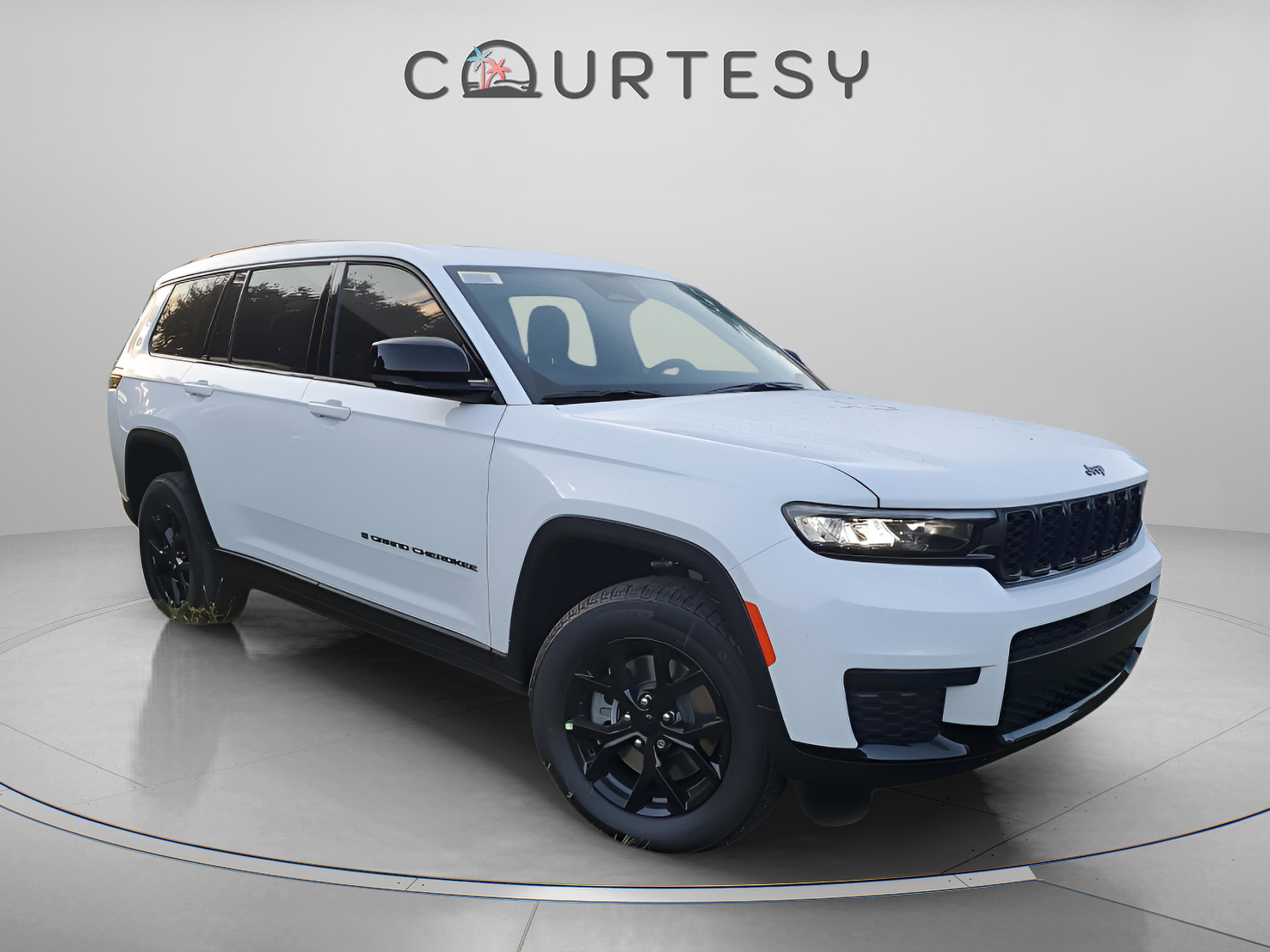 New 2025 Jeep Grand Cherokee L Altitude image 6