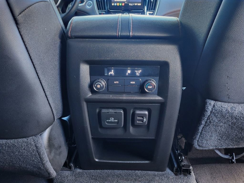 Used 2023 Chevrolet Traverse RS image 23