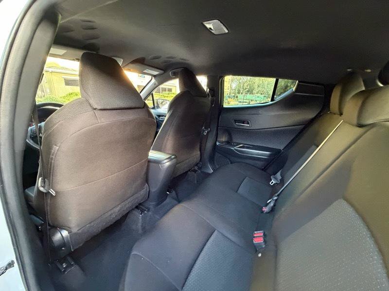 Used 2019 Toyota C-HR LE FWD image 40