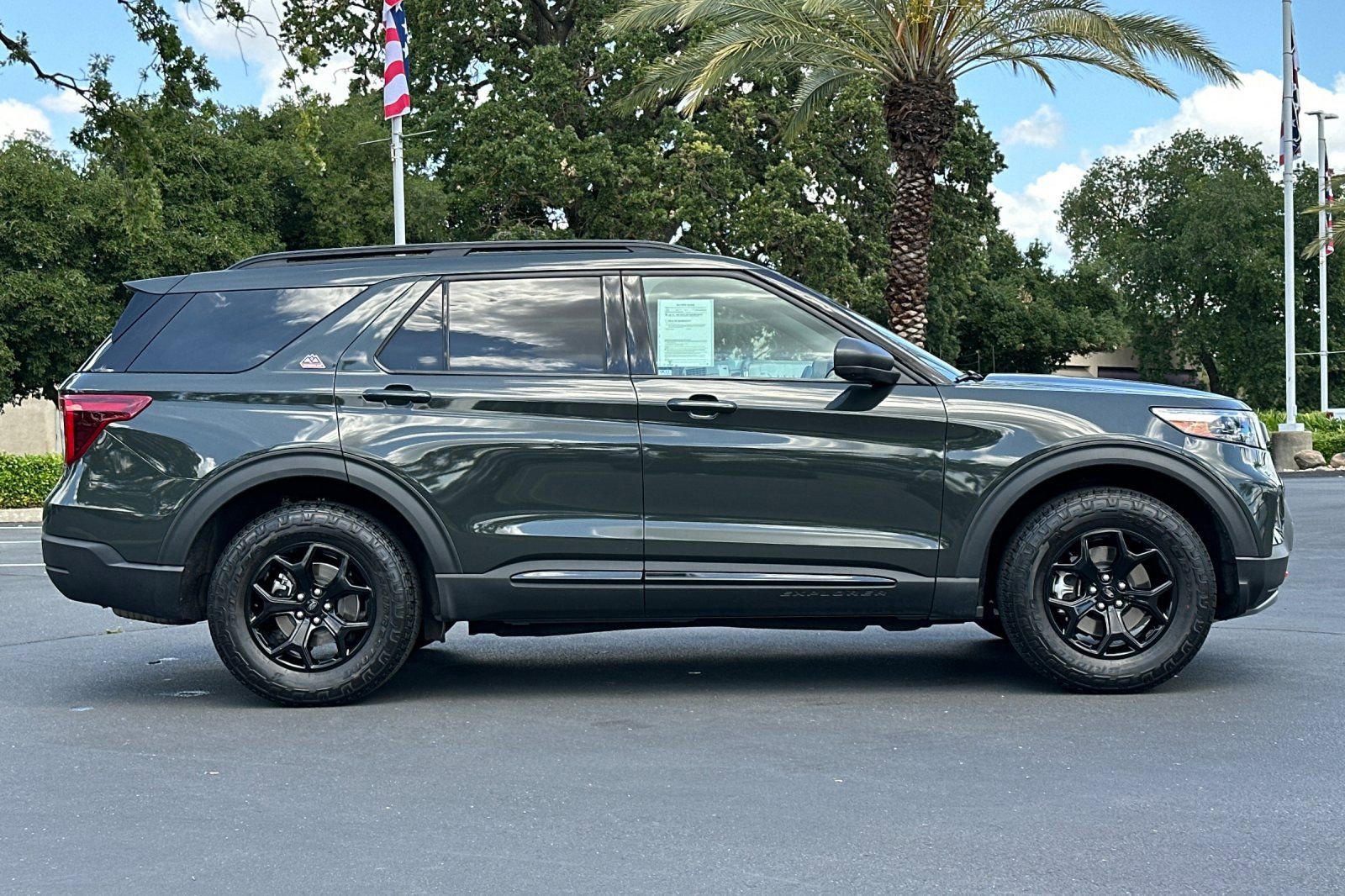 Used 2022 Ford Explorer Timberline AWD/4WD image 2