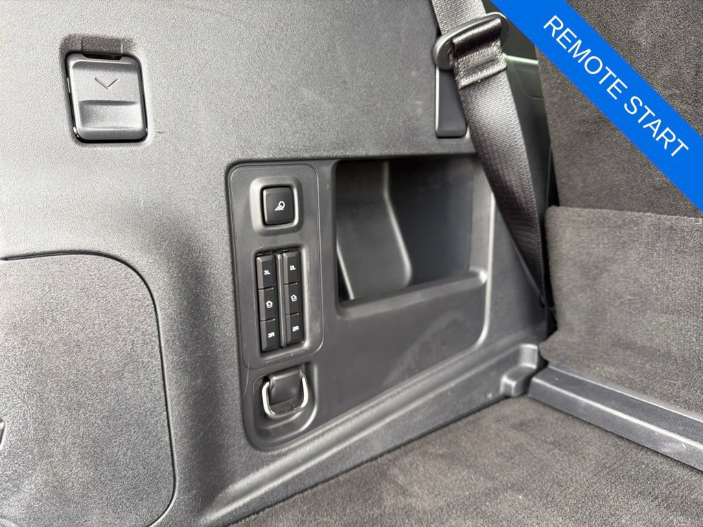 Used 2025 Ford Expedition Active AWD/4WD image 14