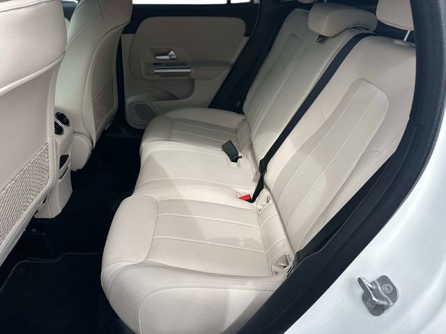 Certified 2025 Mercedes-Benz GLA 250 4MATIC image 11