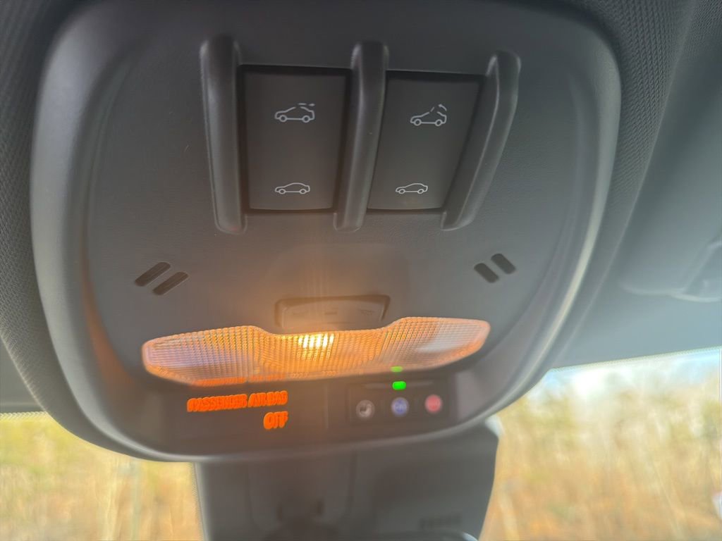 New 2026 Chevrolet Trax RS w/ Sunroof Package image 18