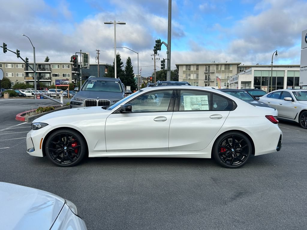 New 2026 BMW M340i Sedan w/ Premium Package RWD image 2