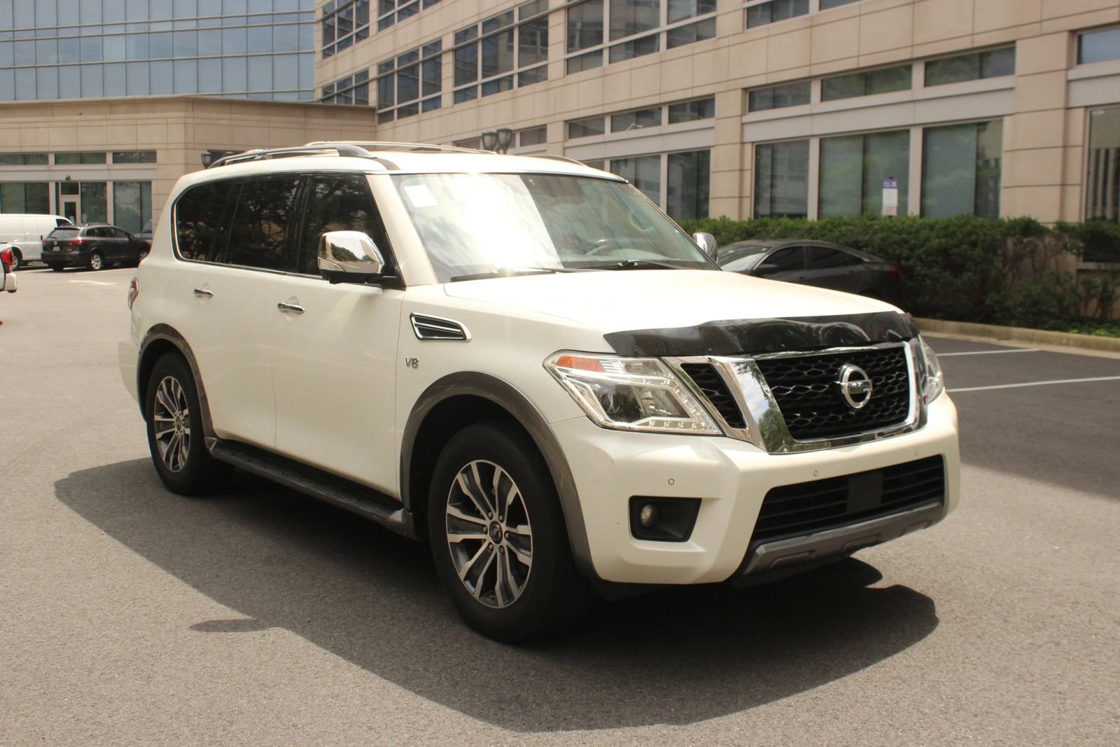 Used 2020 Nissan Armada SL w/ Premium Package RWD image 1