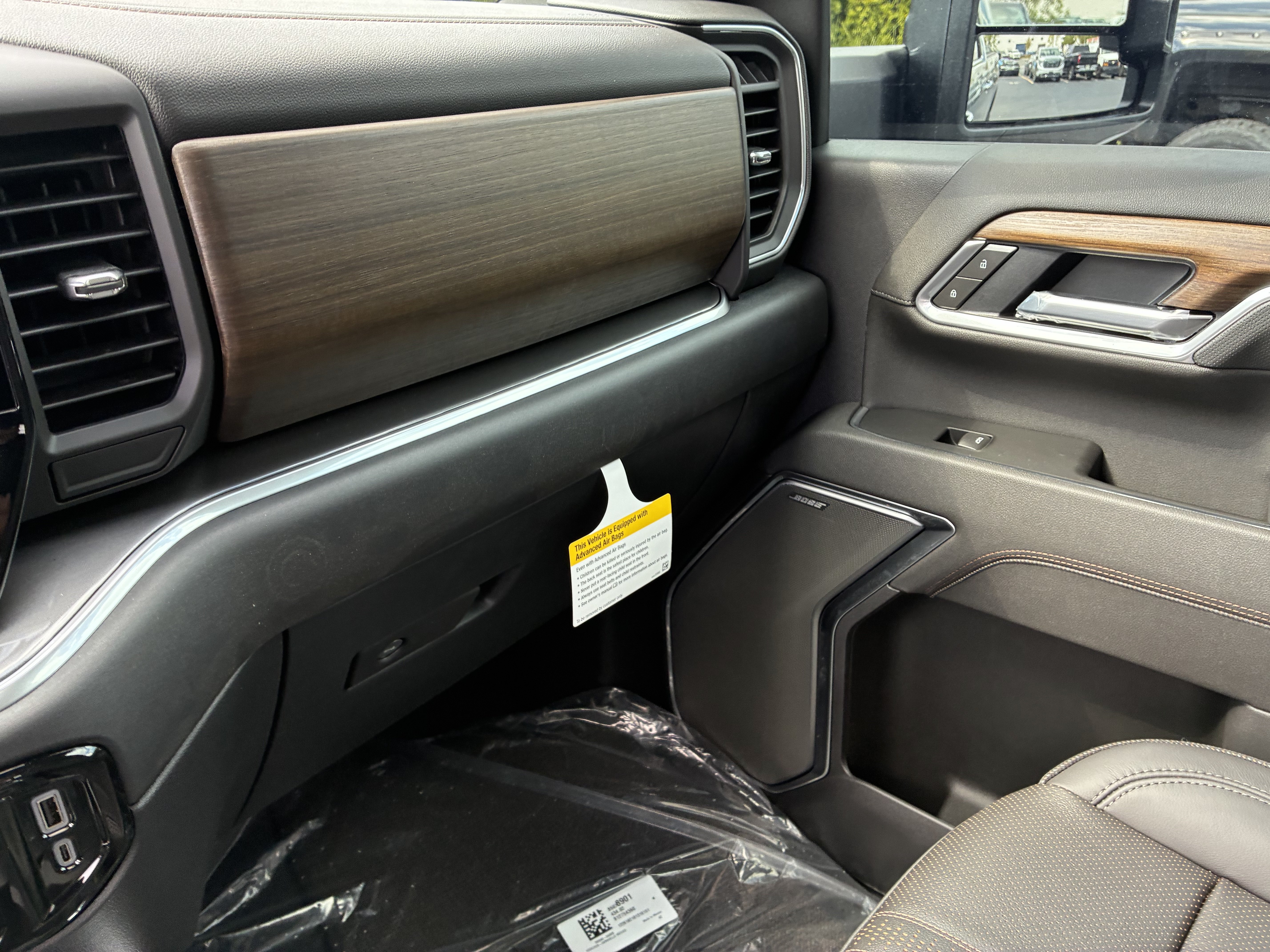 New 2026 Chevrolet Silverado 3500 High Country w/ High Country Premium Package AWD/4WD image 39