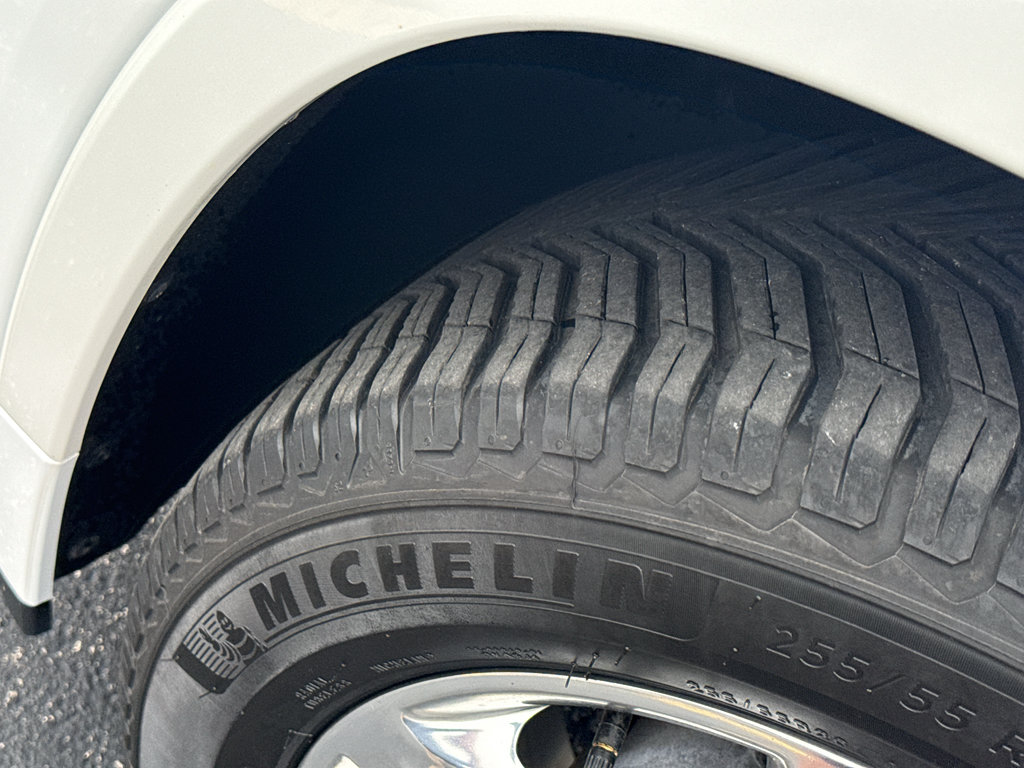 Certified 2019 Chevrolet Traverse High Country w/ LPO, Floor Liner Package AWD/4WD image 11