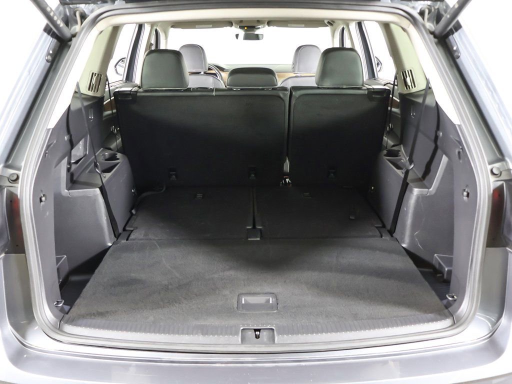 Used 2025 Volkswagen Atlas SE image 20