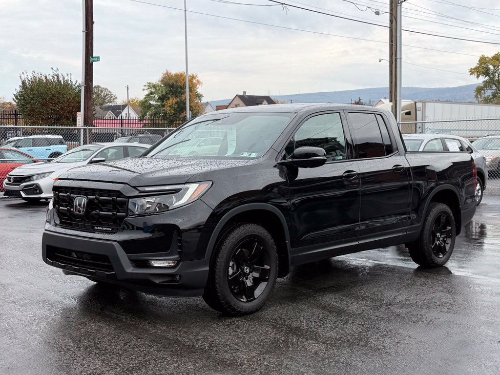 Certified 2025 Honda Ridgeline Black Edition image 28