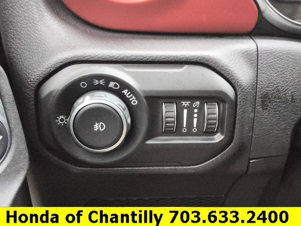 Used 2021 Jeep Wrangler Unlimited Rubicon AWD/4WD image 17