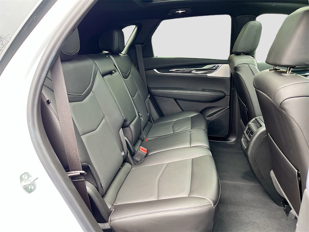Certified 2025 Cadillac XT5 Premium Luxury image 28