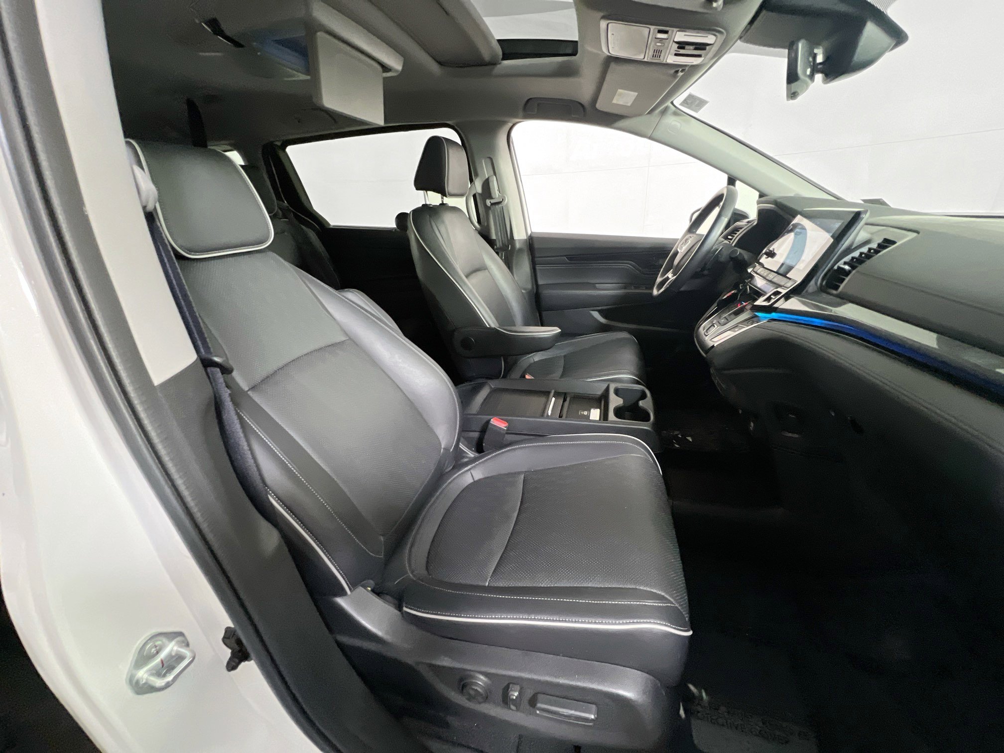 Used 2023 Honda Odyssey Elite image 31