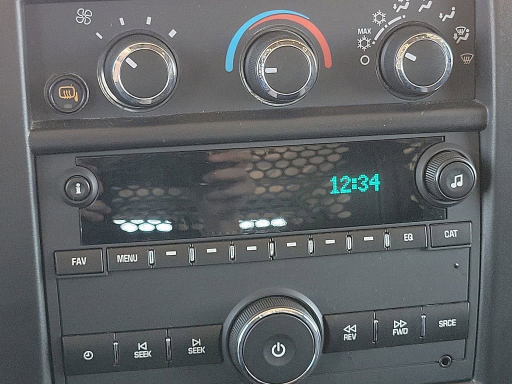 Used 2024 Chevrolet Express 2500 w/ Driver Convenience Package image 16