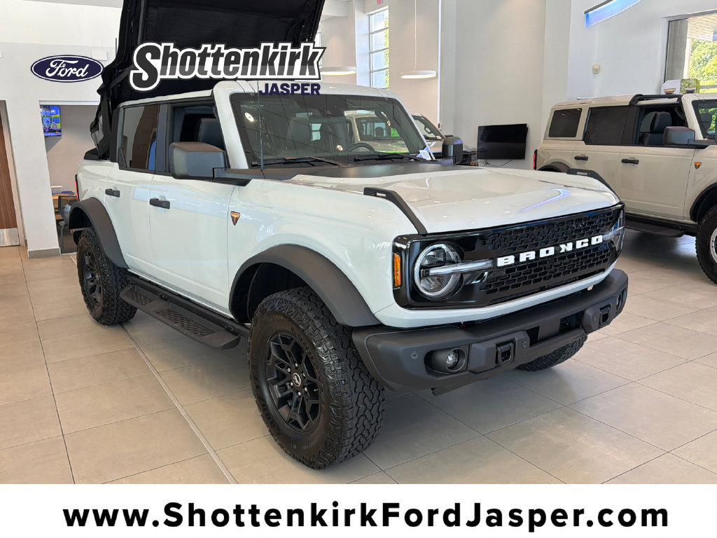 New 2026 Ford Bronco Badlands AWD/4WD image 1
