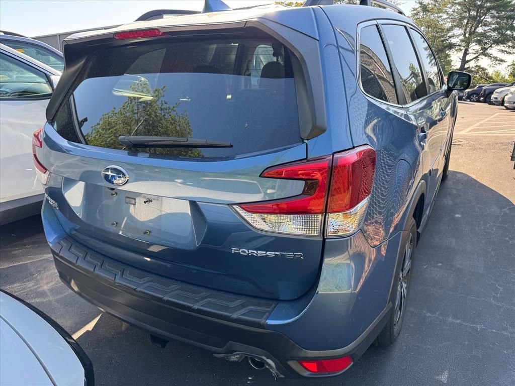 Used 2020 Subaru Forester Limited w/ Popular Package #3 AWD/4WD image 5