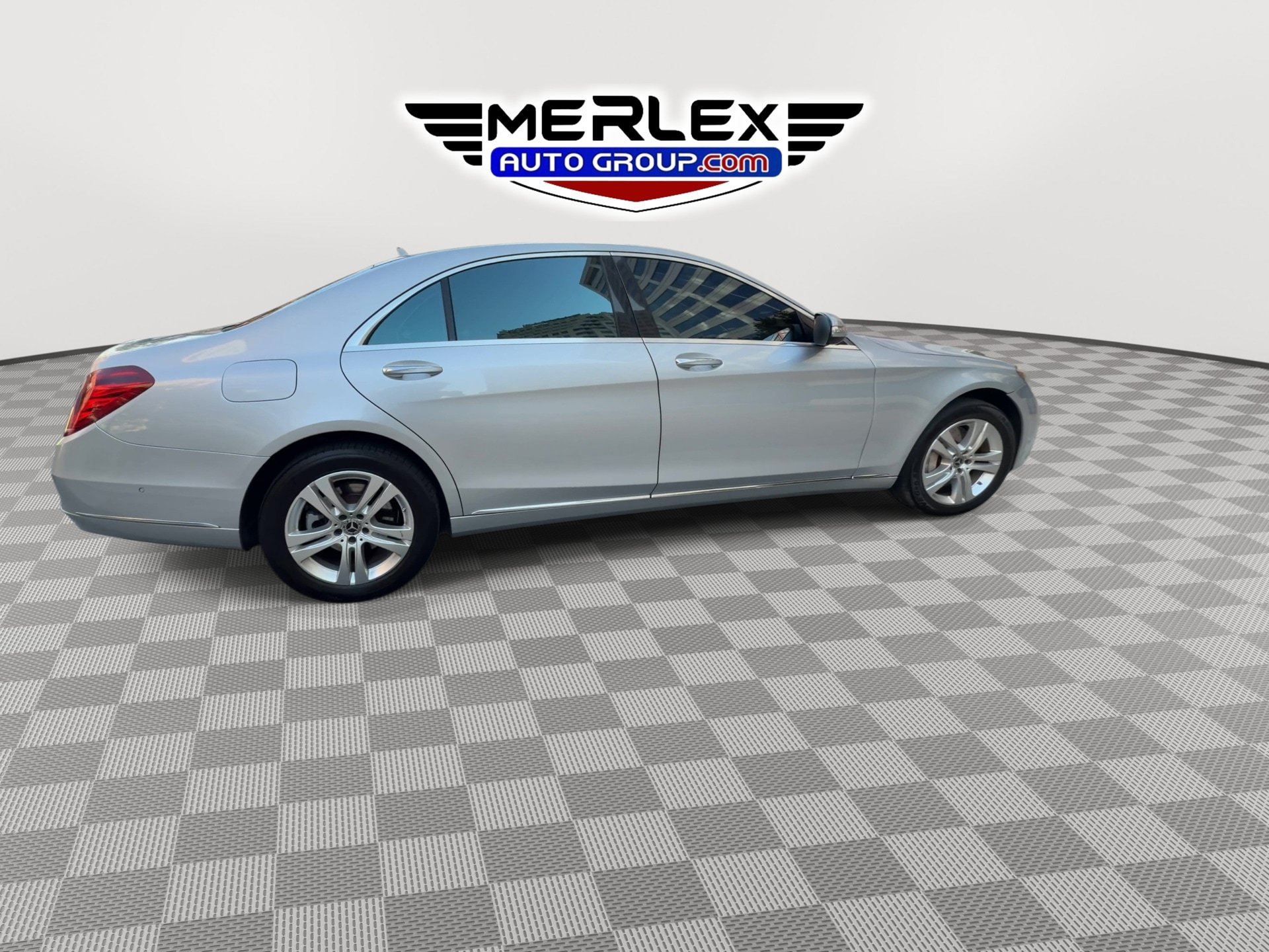 Used 2017 Mercedes-Benz S 550 4MATIC Sedan image 8