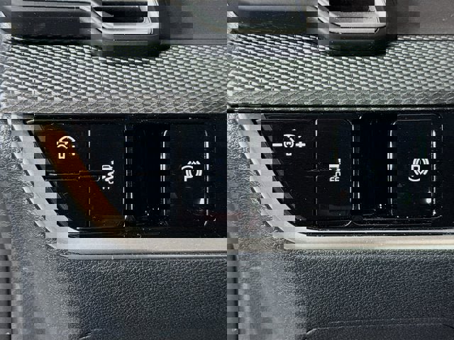 Certified 2025 Kia Sportage LX image 11