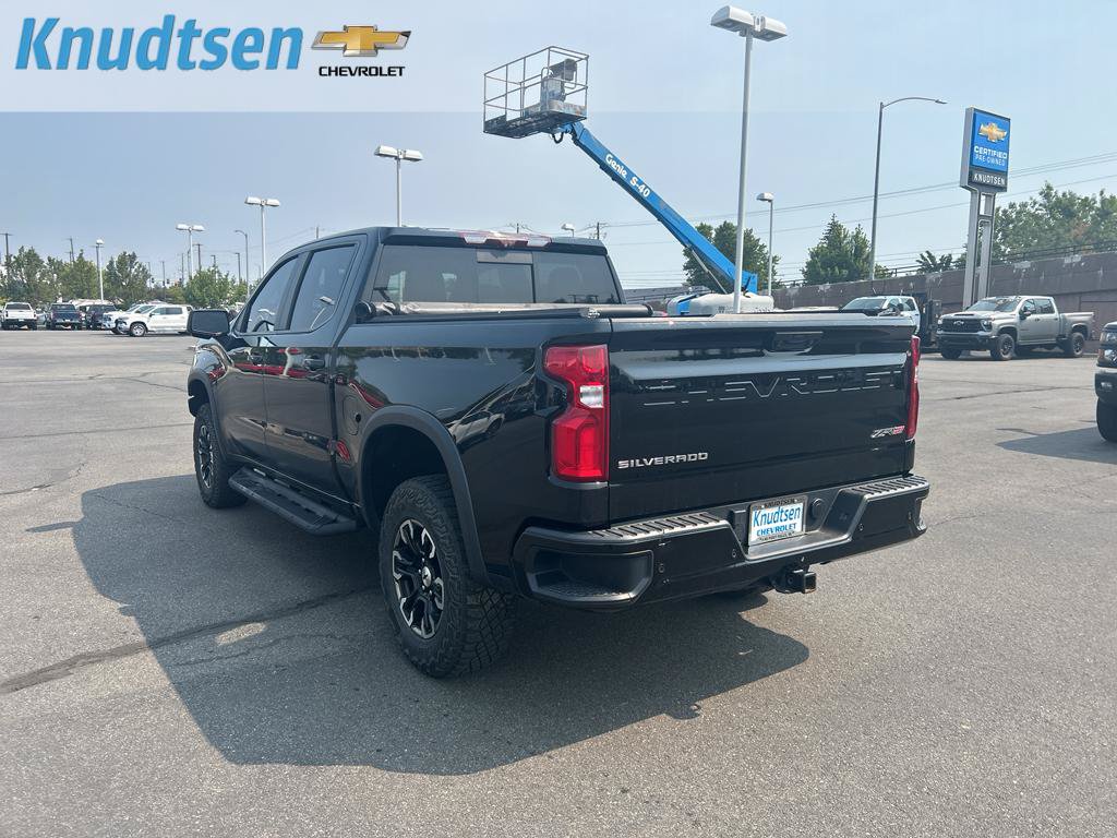 Used 2022 Chevrolet Silverado 1500 ZR2 w/ Technology Package AWD/4WD image 5