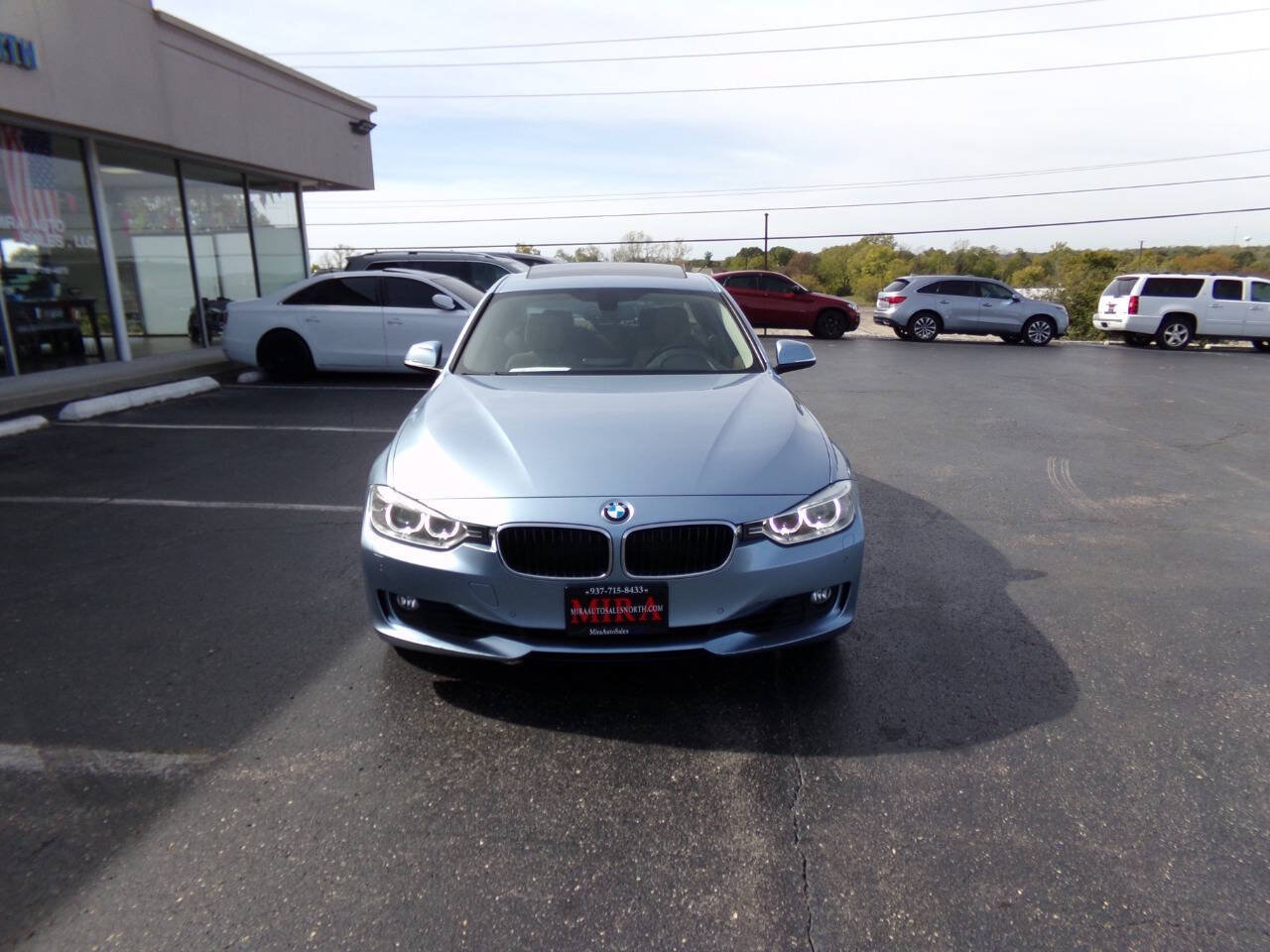 Used 2013 BMW 328i xDrive Sedan AWD/4WD image 3