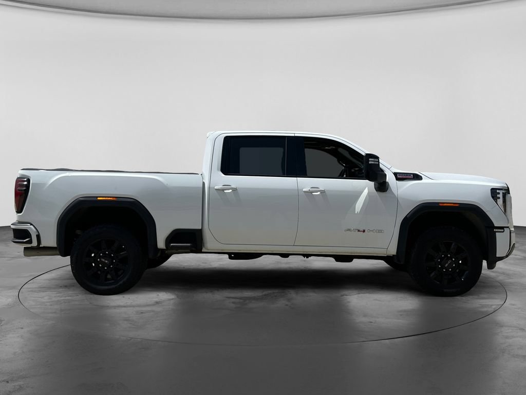 Used 2025 GMC Sierra 2500 AT4 AWD/4WD image 10