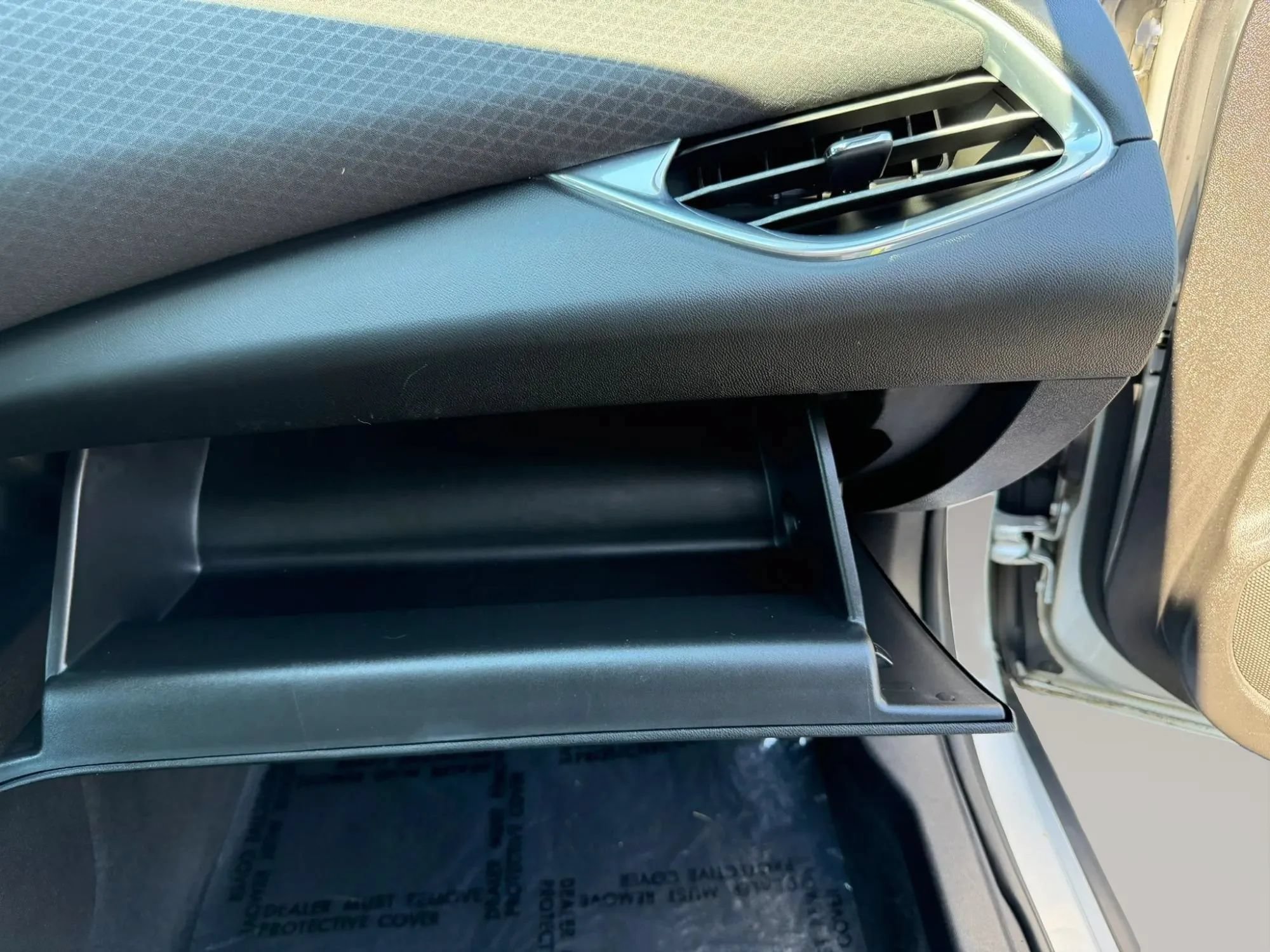 Used 2018 Chevrolet Malibu LT FWD image 38