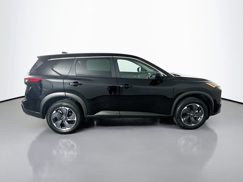 Used 2025 Nissan Rogue SV FWD image 8