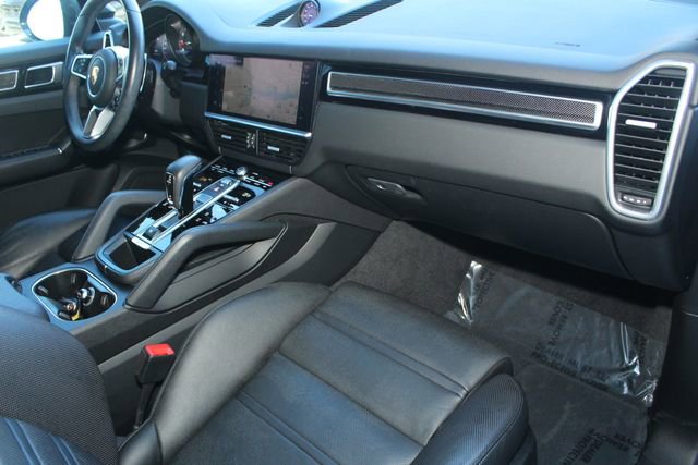 Certified 2023 Porsche Cayenne Coupe image 28