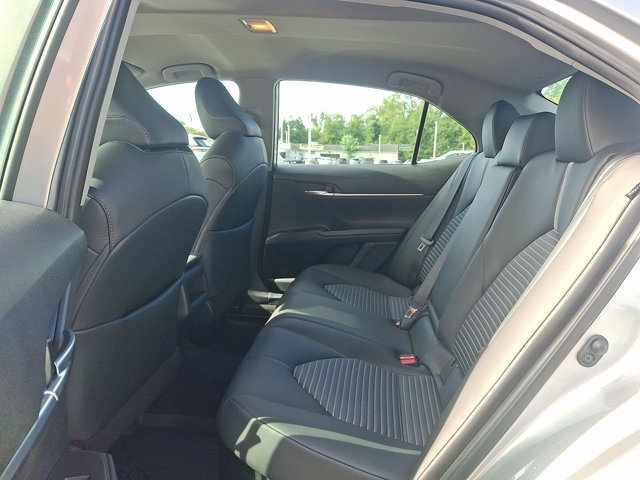 Used 2024 Toyota Camry SE w/ Cold Weather Package FWD image 20