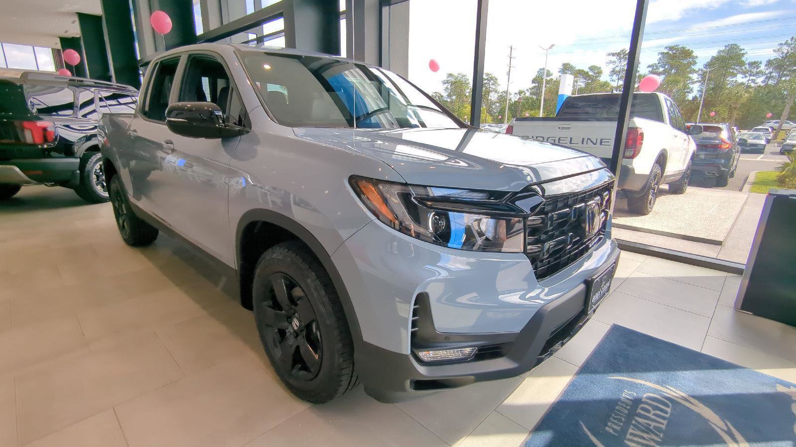New 2026 Honda Ridgeline Black Edition image 3