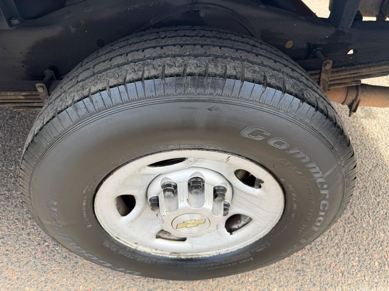 Used 2016 Chevrolet Express 3500 RWD image 32