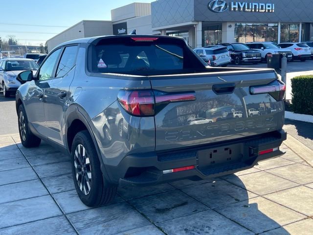 Certified 2025 Hyundai Santa Cruz SE image 9