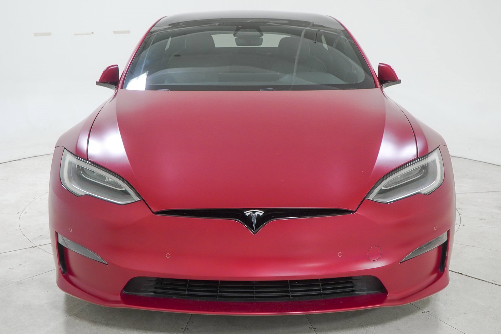 Used 2021 Tesla Model S Plaid image 2
