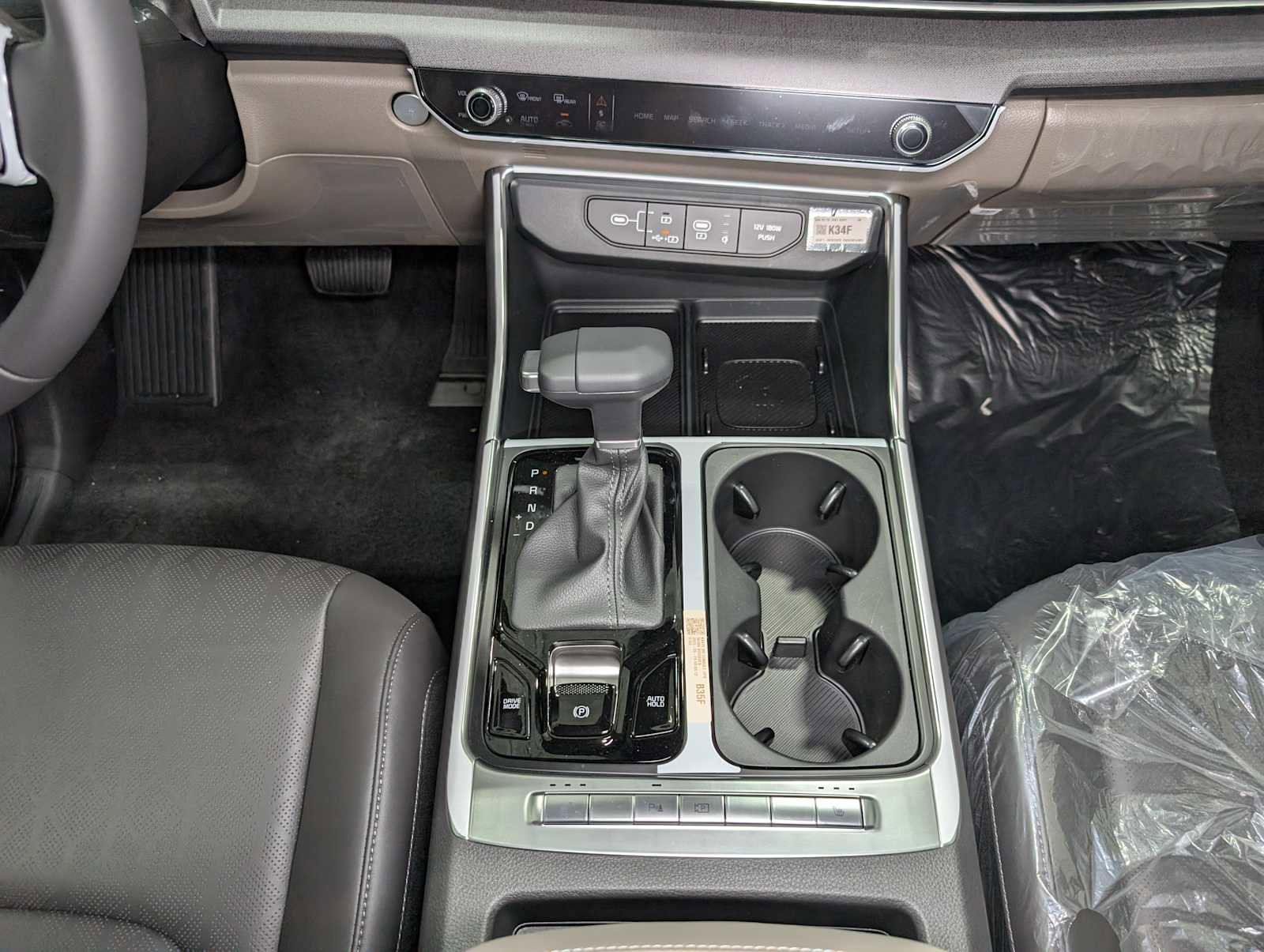 New 2026 Kia Carnival EX image 14