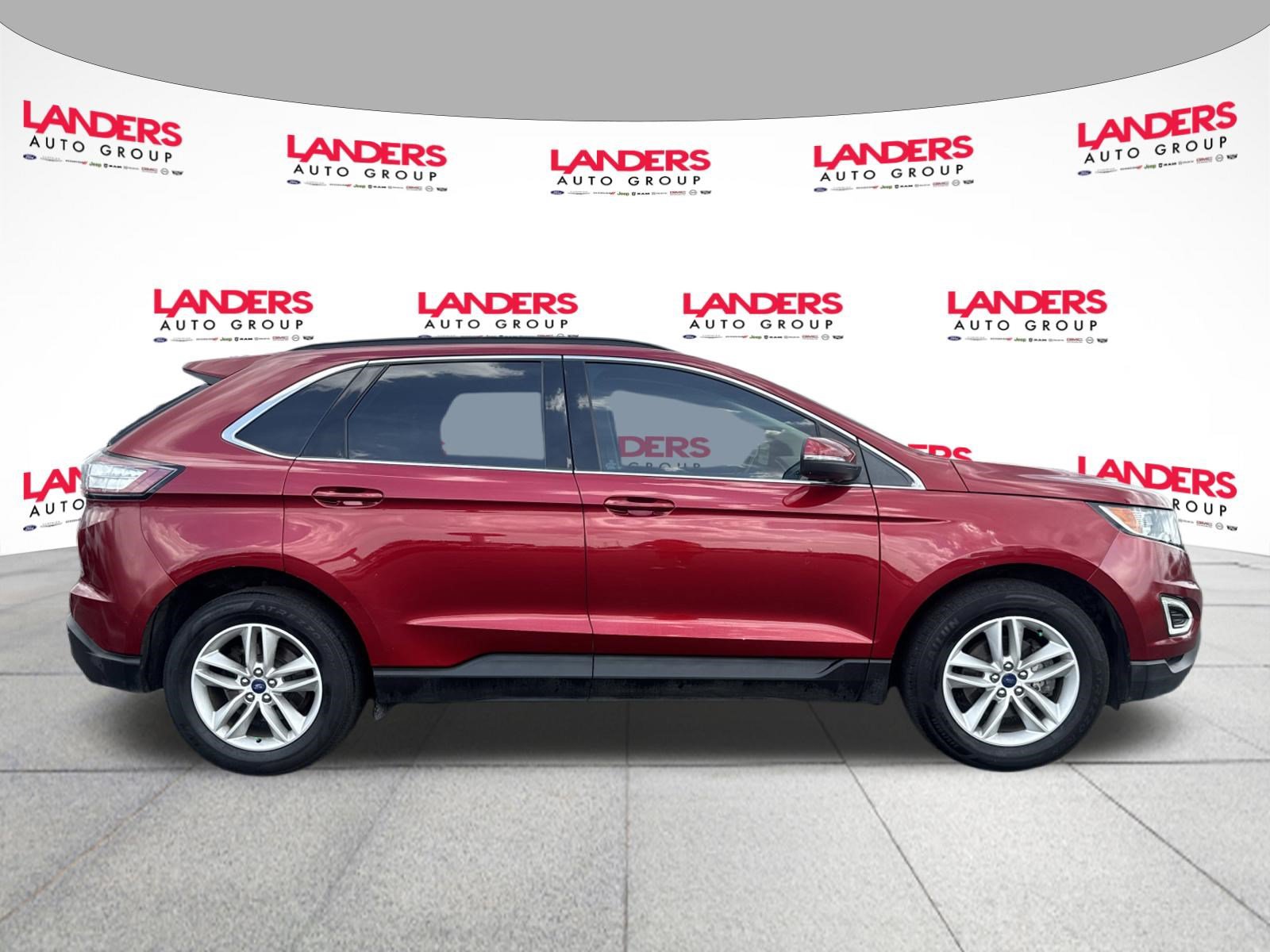 Used 2017 Ford Edge SEL w/ Equipment Group 201A FWD image 2