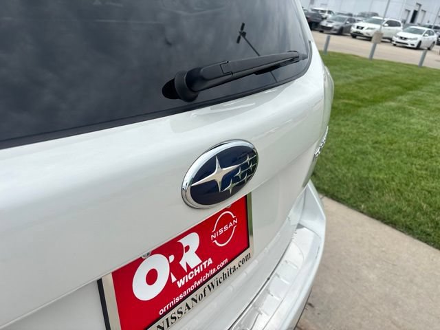 Used 2018 Subaru Forester 2.5i Touring AWD/4WD image 11
