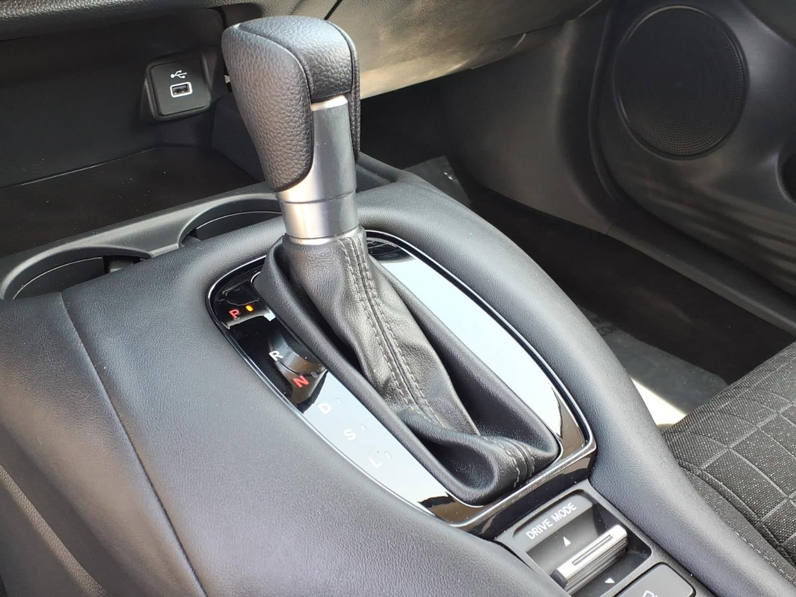 Used 2023 Honda HR-V LX image 19