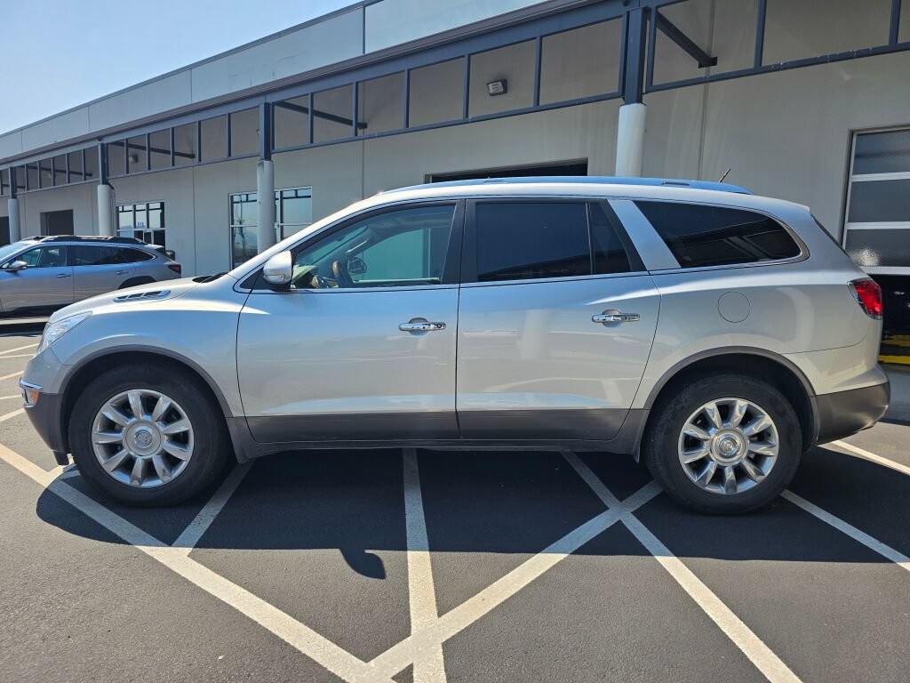 Used 2012 Buick Enclave Leather AWD/4WD image 2