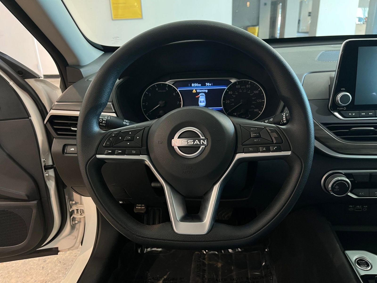 Used 2025 Nissan Altima 2.5 SV image 27