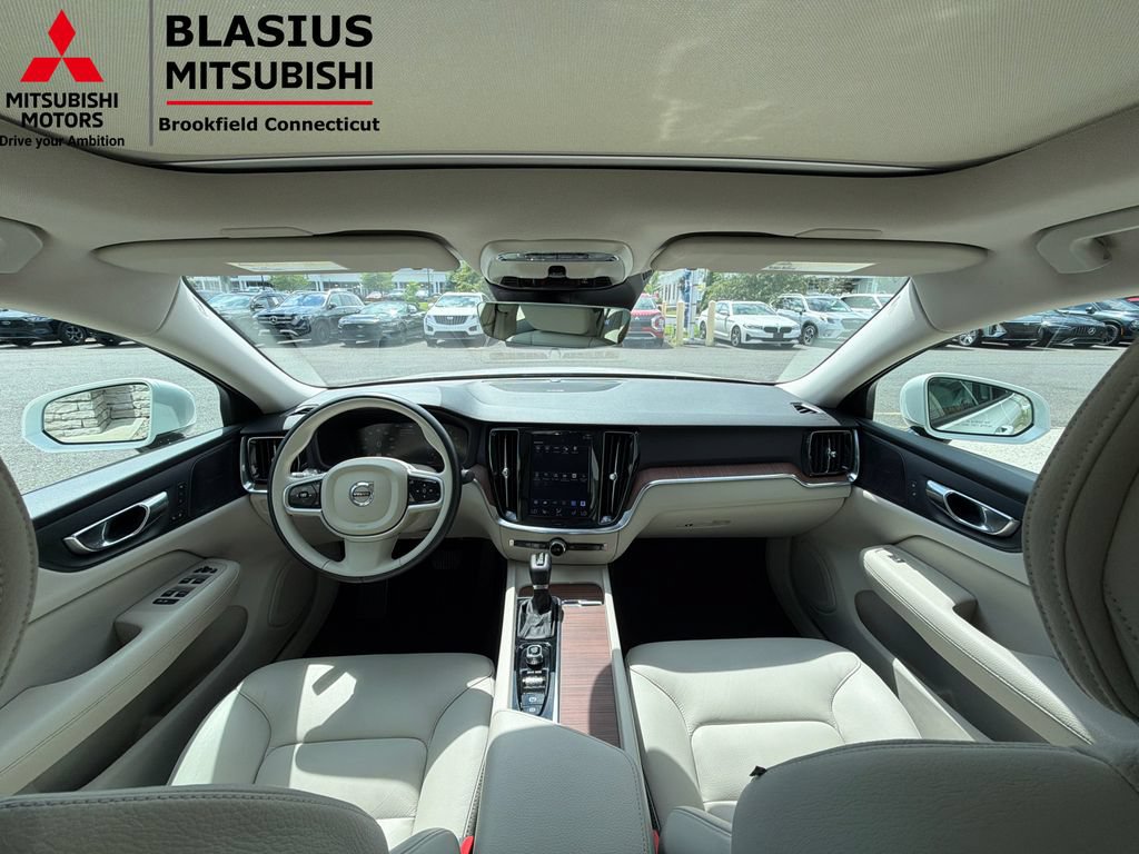 Used 2019 Volvo S60 T5 Momentum w/ Multimedia Package FWD image 42
