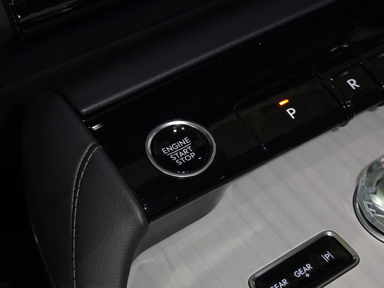 New 2025 Lincoln Navigator L Reserve w/ Jet Appearance Package image 26