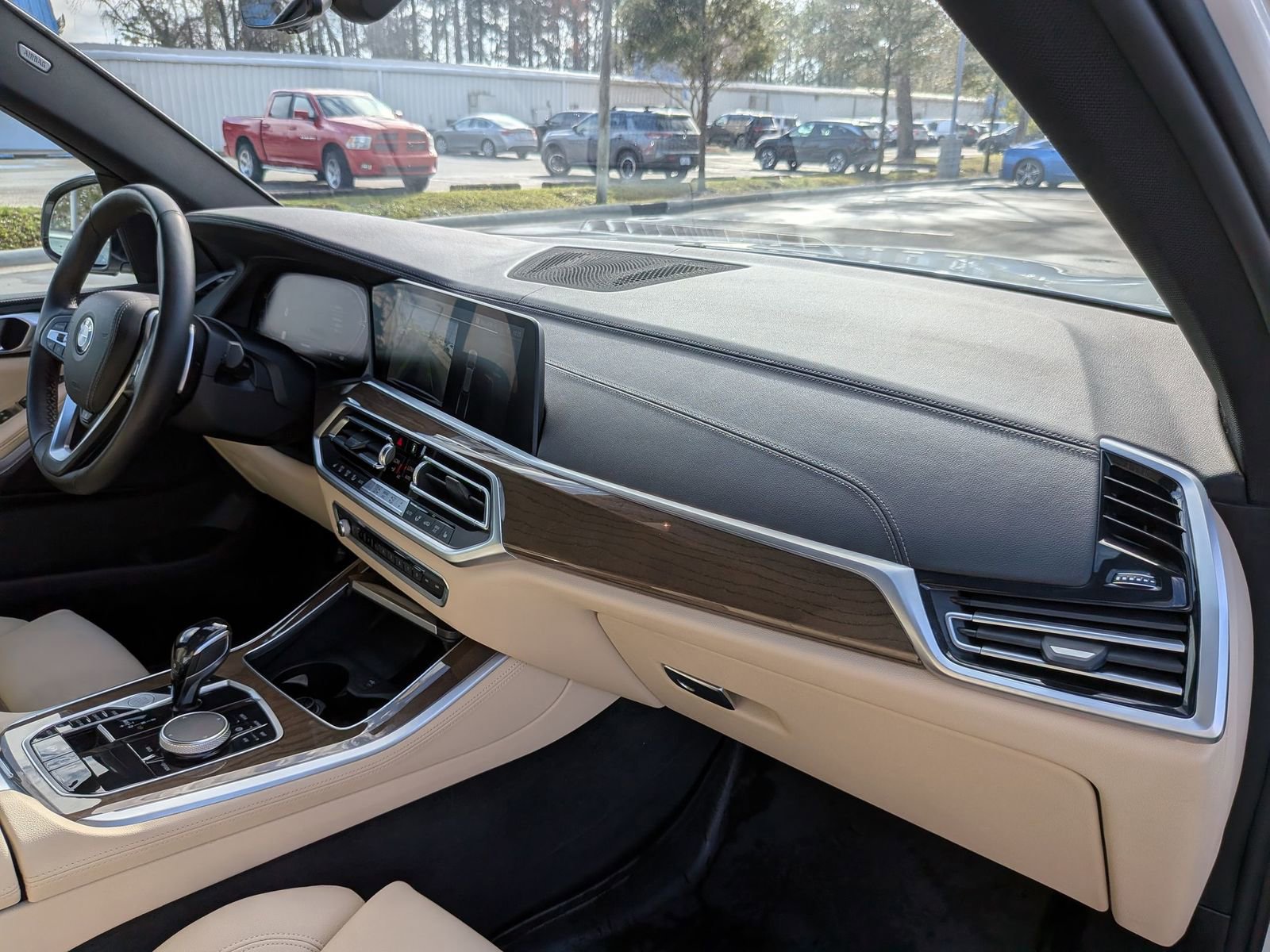 Used 2021 BMW X5 xDrive40i w/ Convenience Package image 42