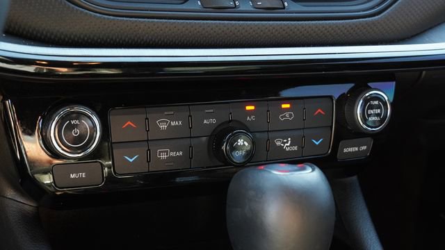 Used 2023 Jeep Compass Trailhawk image 25